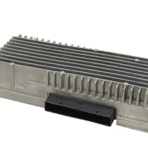 Bestseller WZMACNIACZ MODUŁ AUDI 8R0035223F.